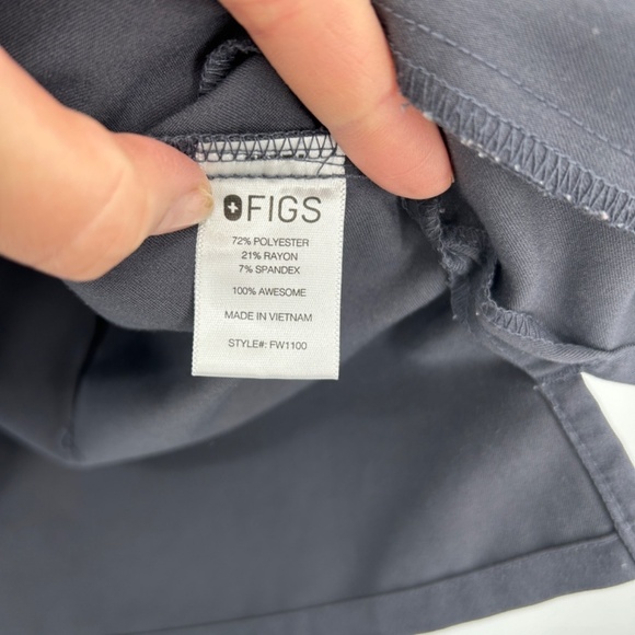 FIGS Women's Dark Gray Casma Three Pocket Technical Collection Scrub Top Size XS - Picture 7 of 8